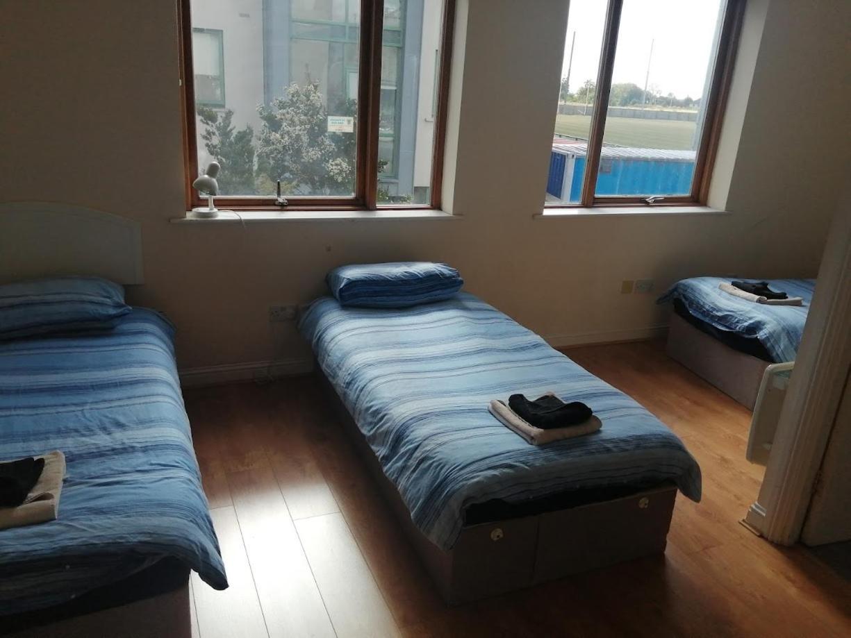 2 Bedroom, 2 Bathroom Apartment Dublin Eksteriør billede