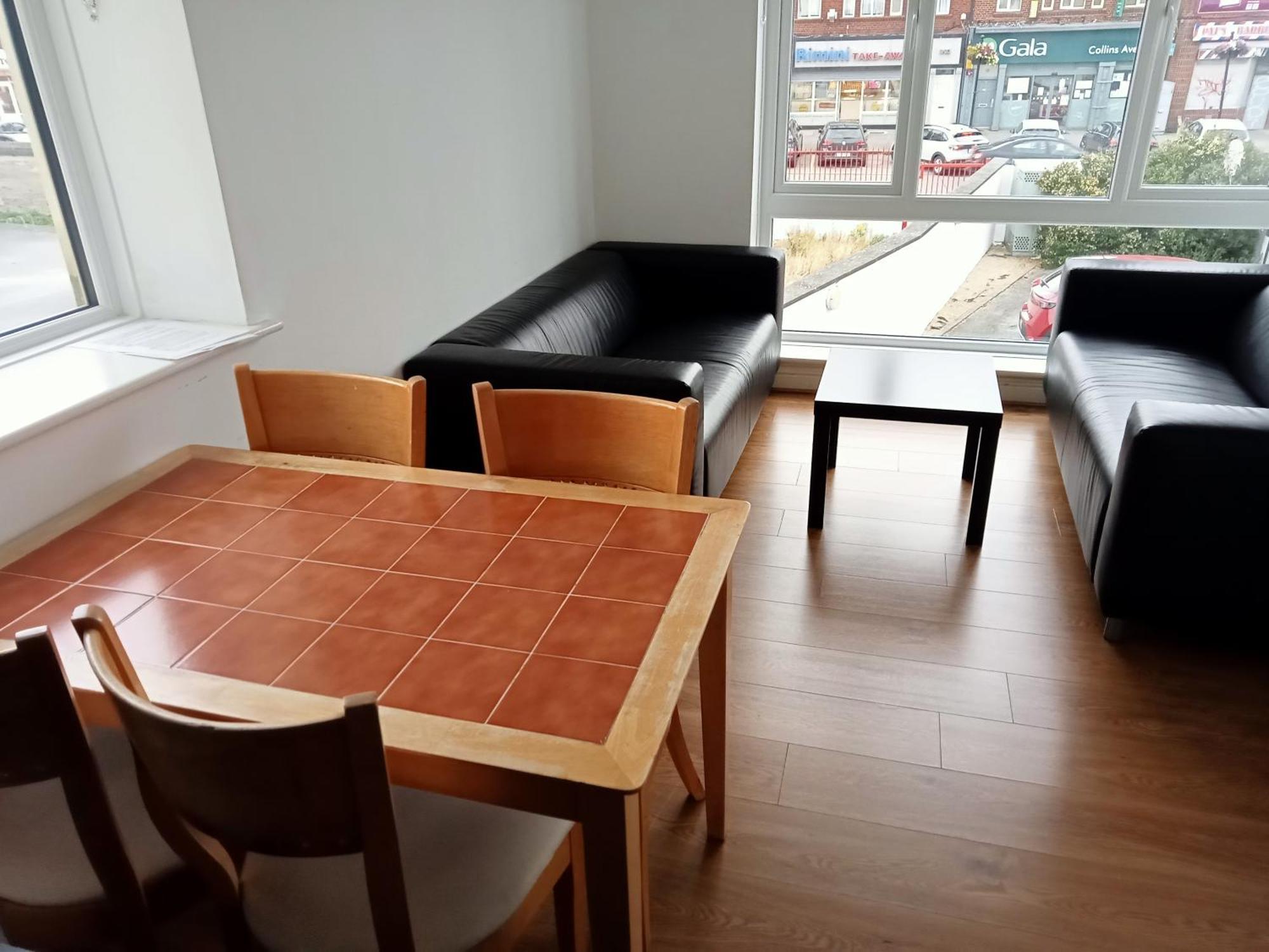 2 Bedroom, 2 Bathroom Apartment Dublin Eksteriør billede